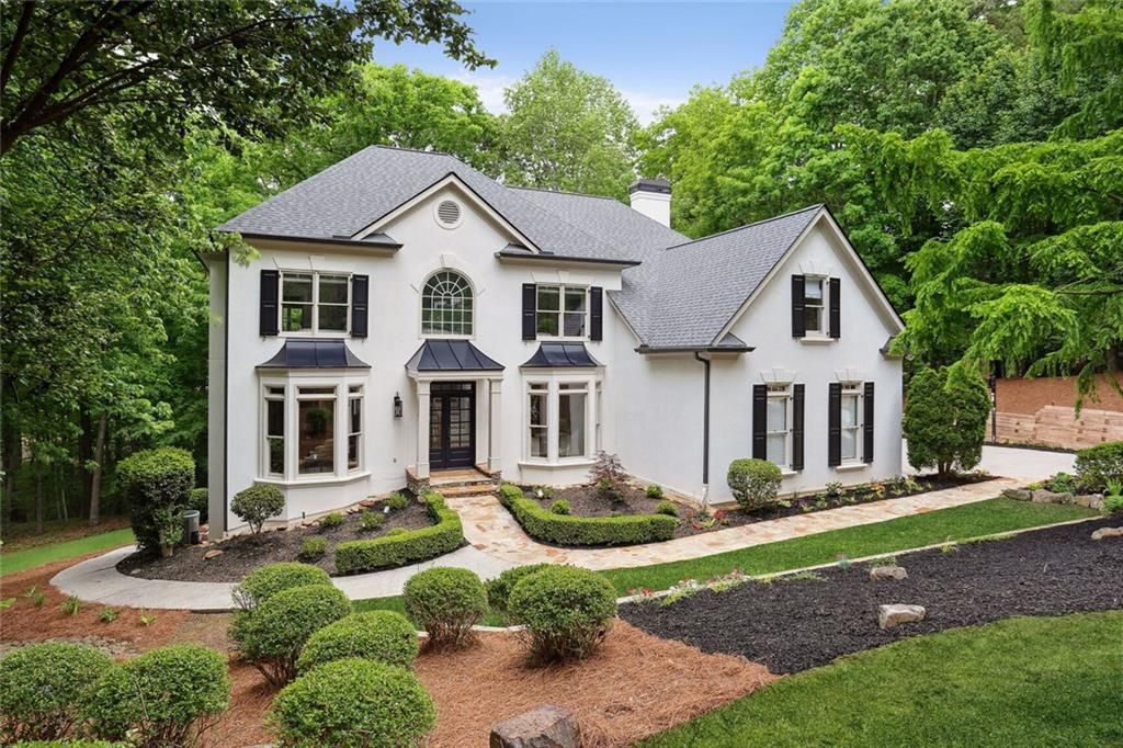 110 Valley Summit Court, Roswell, GA 30075