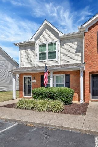 1018 Sitting Bull Xing, Murfreesboro, TN 37128