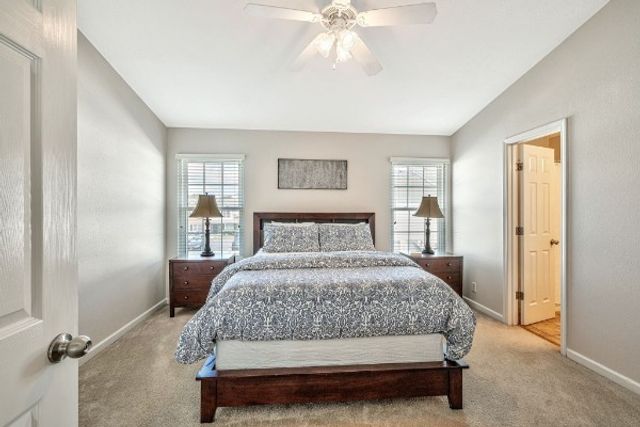 1018 Sitting Bull Xing, Murfreesboro, TN 37128