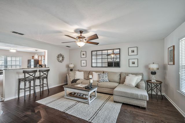 1018 Sitting Bull Xing, Murfreesboro, TN 37128