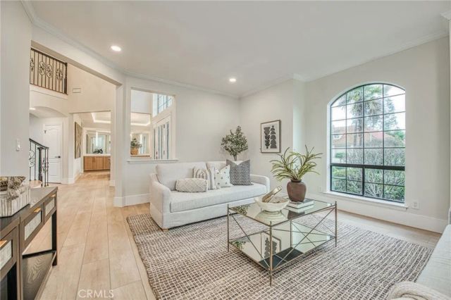 9381 N Woodmont Drive, Fresno, CA 93720