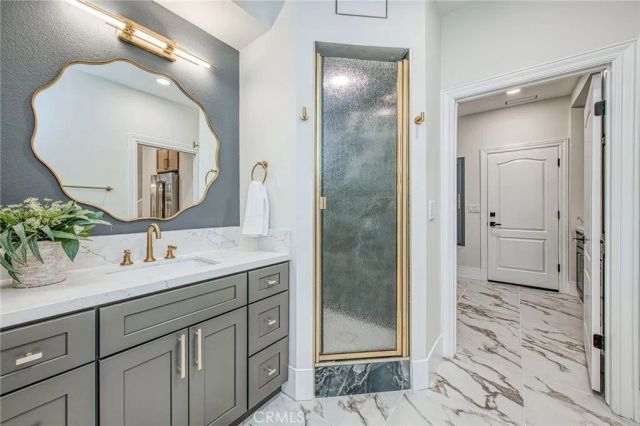 9381 N Woodmont Drive, Fresno, CA 93720