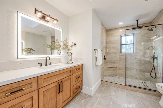 9381 N Woodmont Drive, Fresno, CA 93720