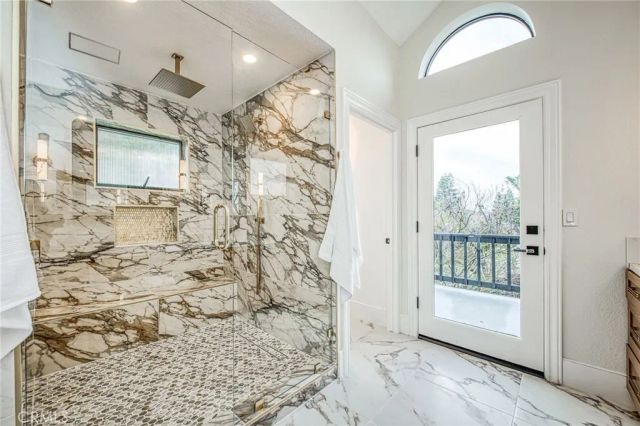 9381 N Woodmont Drive, Fresno, CA 93720