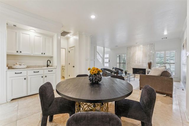 6204 Waterford Boulevard 23, Oklahoma City, OK 73118