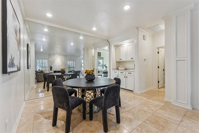 6204 Waterford Boulevard 23, Oklahoma City, OK 73118