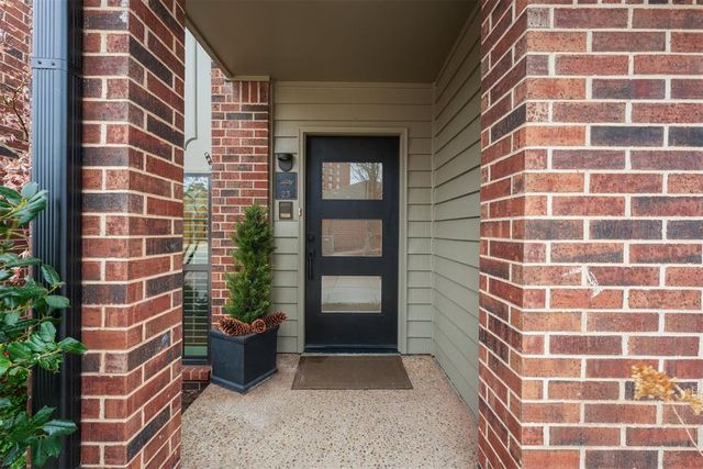 6204 Waterford Boulevard 23, Oklahoma City, OK 73118