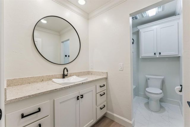 6204 Waterford Boulevard 23, Oklahoma City, OK 73118