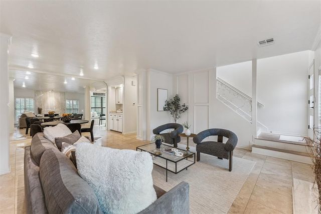 6204 Waterford Boulevard 23, Oklahoma City, OK 73118