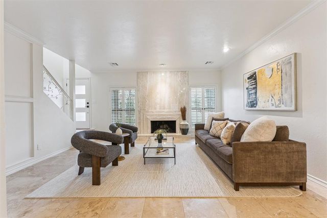 6204 Waterford Boulevard 23, Oklahoma City, OK 73118