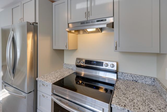 14 Cummings Hill Road, Plymouth, NH 03264