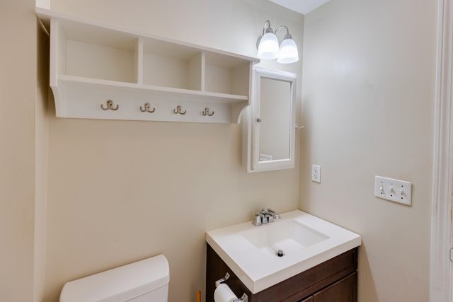 14 Cummings Hill Road, Plymouth, NH 03264