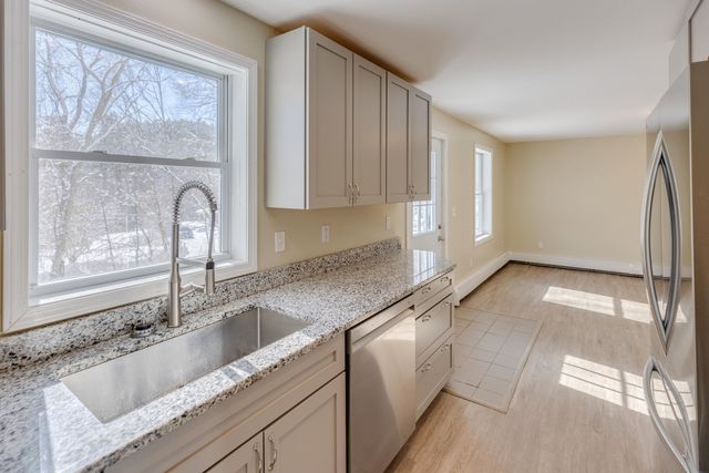 14 Cummings Hill Road, Plymouth, NH 03264