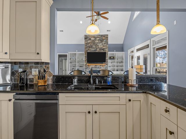 475 Twin Springs Drive, Spartanburg, SC 28301