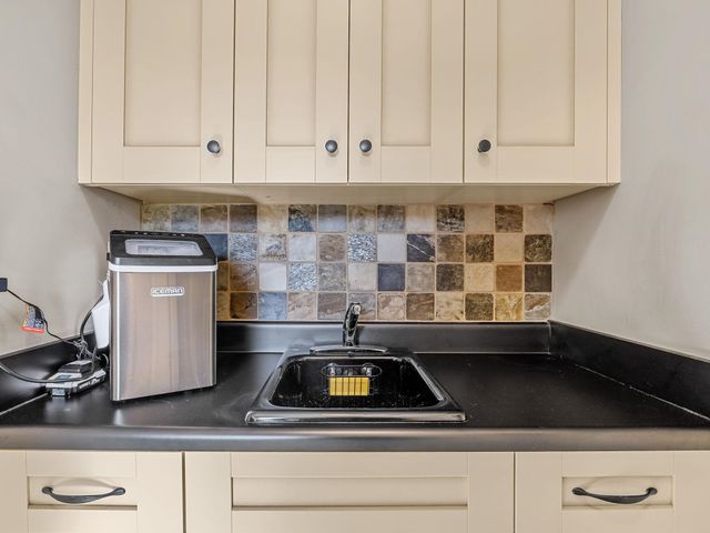 475 Twin Springs Drive, Spartanburg, SC 28301