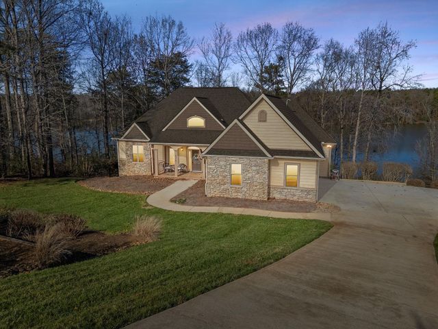 475 Twin Springs Drive, Spartanburg, SC 28301