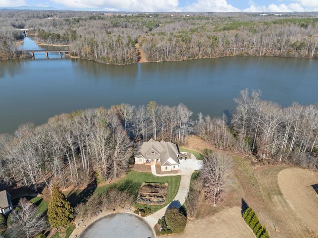 475 Twin Springs Drive, Spartanburg, SC 28301