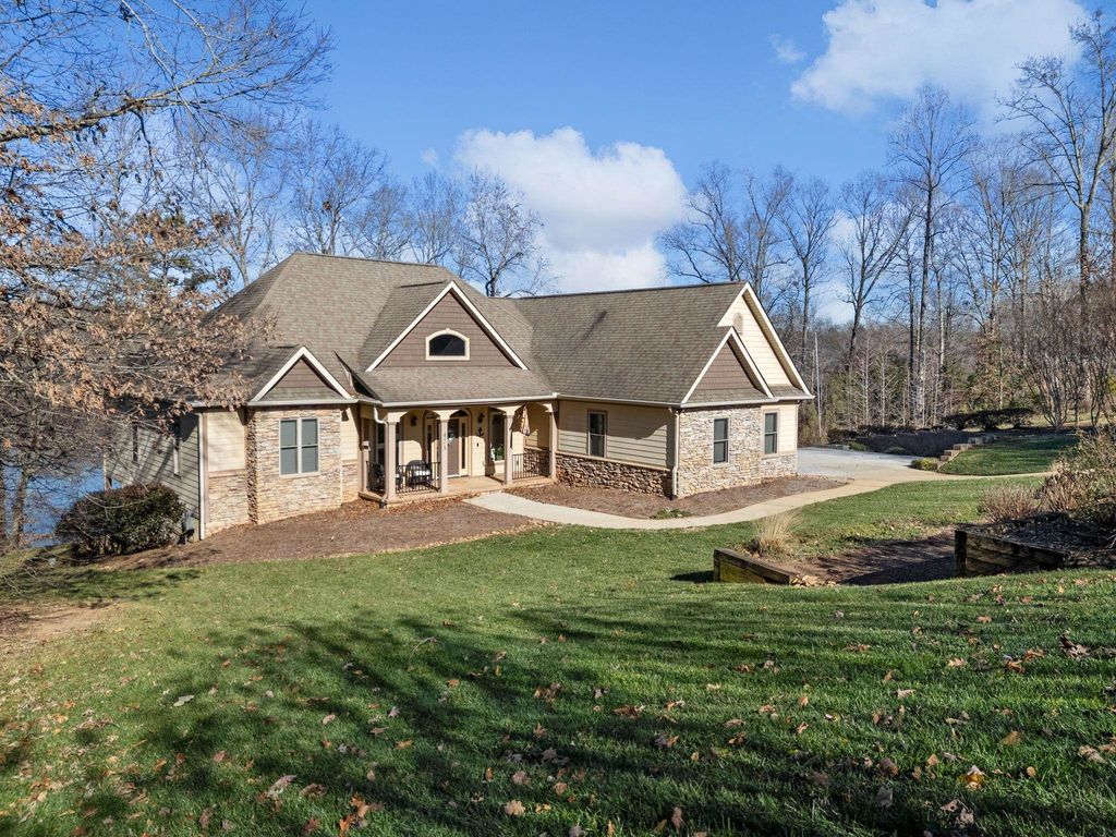 475 Twin Springs Drive, Spartanburg, SC 28301