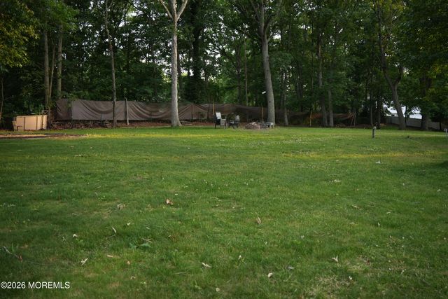 221 New Central Avenue, Jackson, NJ 08527