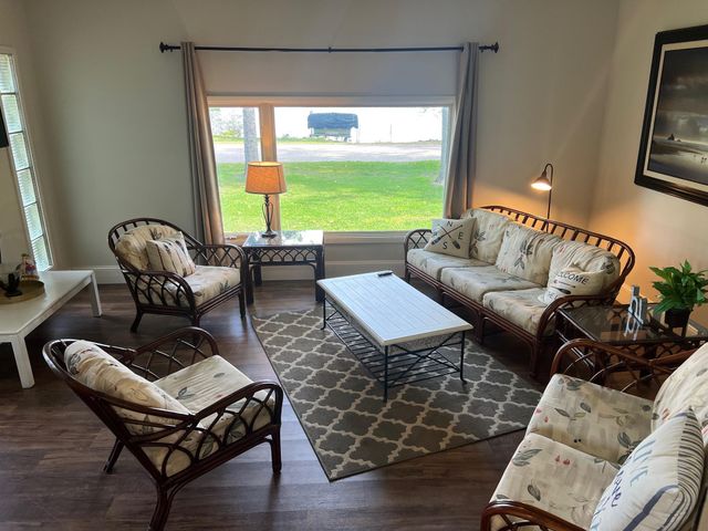 24553 608th Avenue, Litchfield, MN 55355