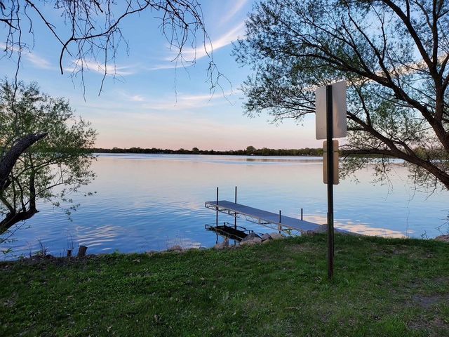 24553 608th Avenue, Litchfield, MN 55355