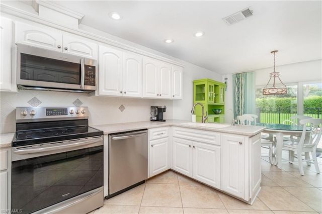 1933 Countess CT, Naples, FL 34110