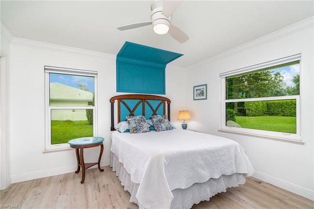 1933 Countess CT, Naples, FL 34110