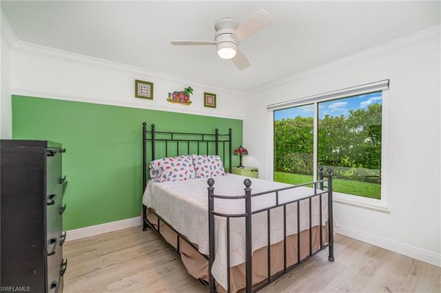 1933 Countess CT, Naples, FL 34110