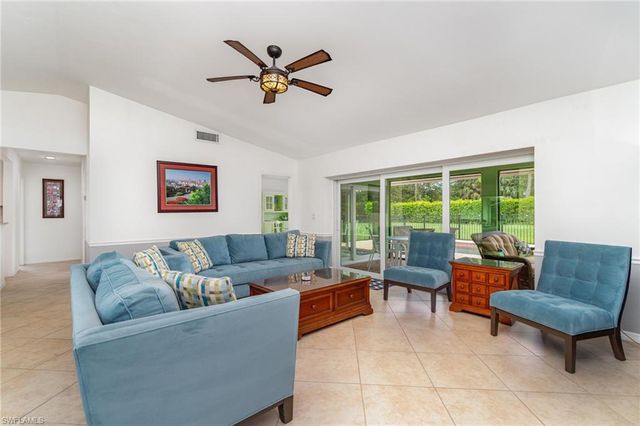 1933 Countess CT, Naples, FL 34110