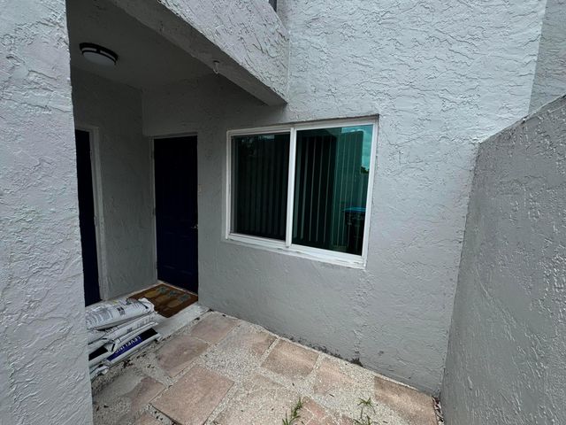 2323 SW 82nd Way, North Lauderdale, FL 33068