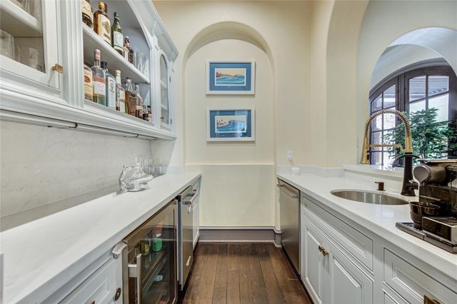 5110 W Oak Mews, Houston, TX 77056
