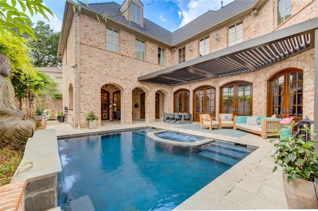 5110 W Oak Mews, Houston, TX 77056