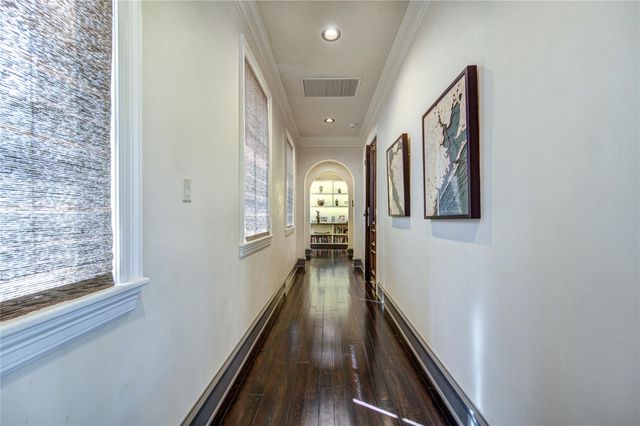 5110 W Oak Mews, Houston, TX 77056