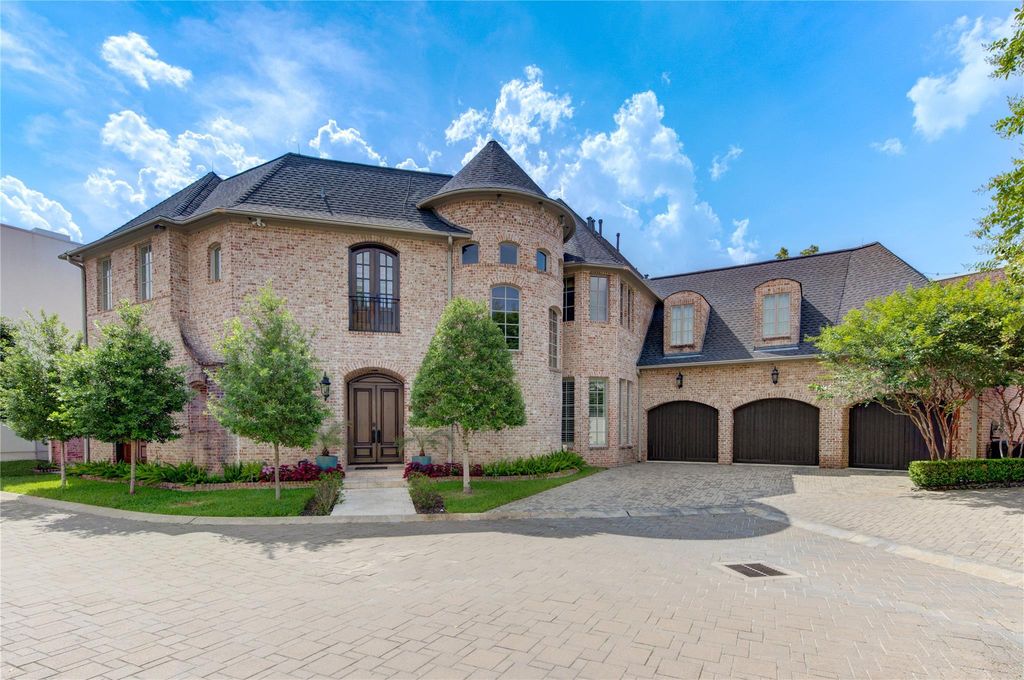 5110 W Oak Mews, Houston, TX 77056