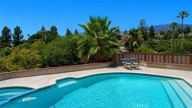 7129 Samoa Place, Tujunga, CA 91042