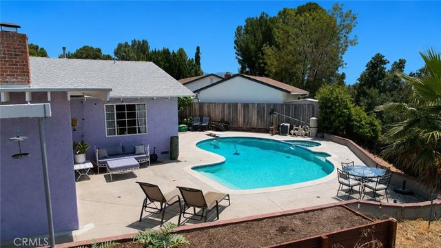 7129 Samoa Place, Tujunga, CA 91042