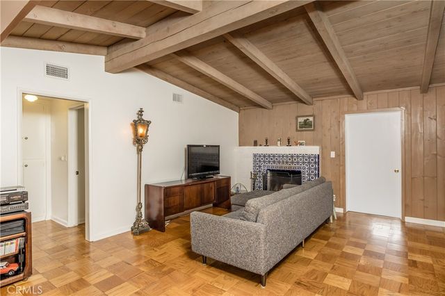 7129 Samoa Place, Tujunga, CA 91042