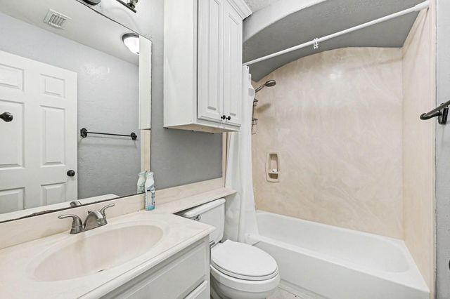 4327 Lake Walk Court, Sugar Land, TX 77459