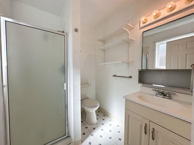5233 Bartlett Avenue, Klamath Falls, OR 97603