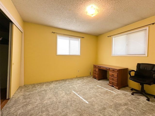 5233 Bartlett Avenue, Klamath Falls, OR 97603