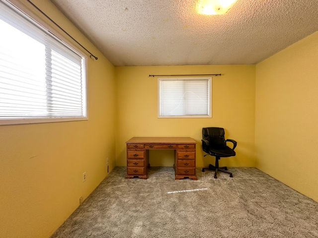 5233 Bartlett Avenue, Klamath Falls, OR 97603