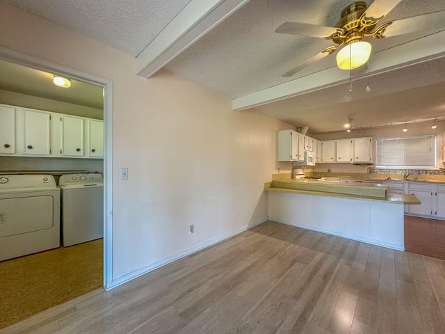 5233 Bartlett Avenue, Klamath Falls, OR 97603