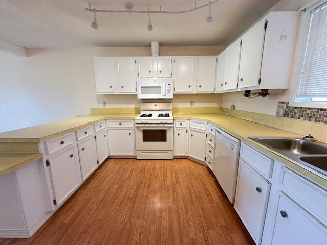 5233 Bartlett Avenue, Klamath Falls, OR 97603
