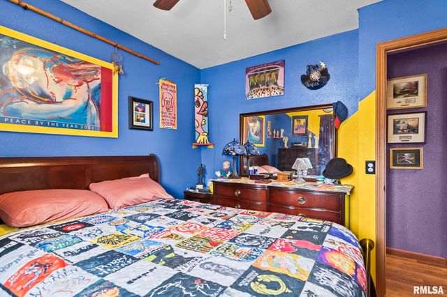 2409 Sutherland Road, Springfield, IL 62702