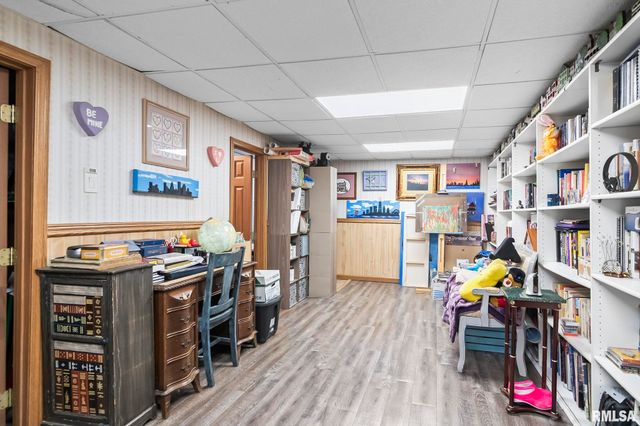 2409 Sutherland Road, Springfield, IL 62702