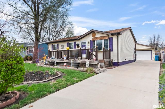 2409 Sutherland Road, Springfield, IL 62702