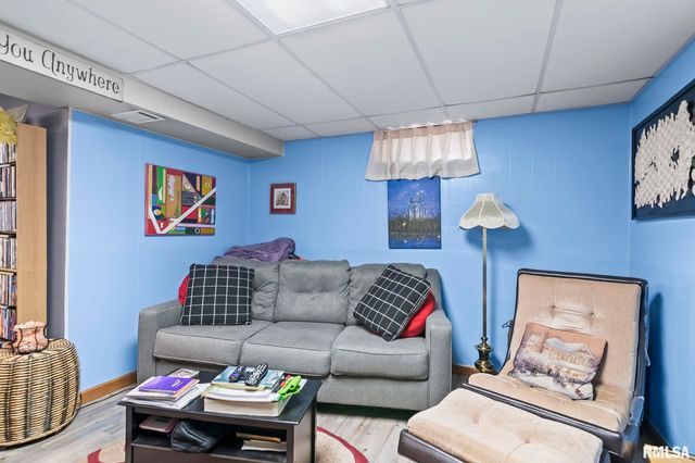 2409 Sutherland Road, Springfield, IL 62702