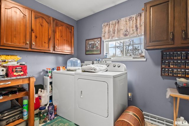 2409 Sutherland Road, Springfield, IL 62702