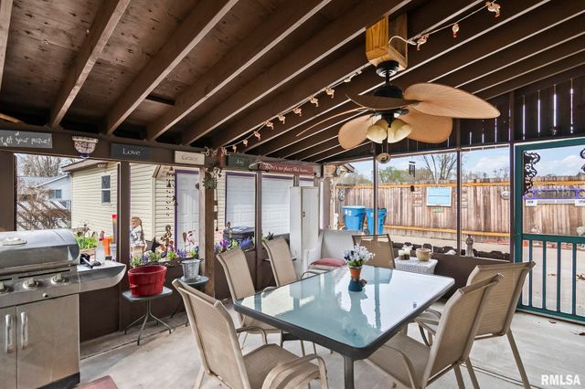 2409 Sutherland Road, Springfield, IL 62702