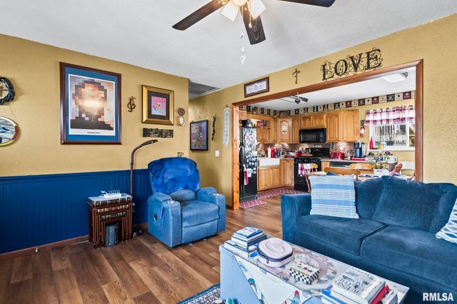 2409 Sutherland Road, Springfield, IL 62702